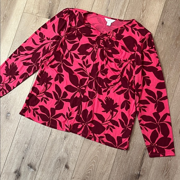 Liz Claiborne Burgundy and Pink Floral Top NEW WITH TAGS - Picture 2 of 12